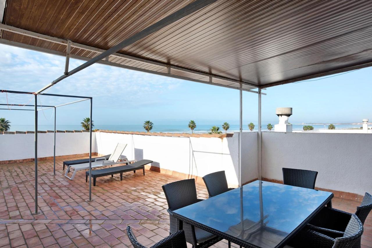 Atico Conil Vistas - Solo Familias Apartment Conil De La Frontera Luaran gambar